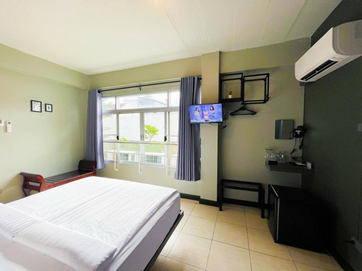 Bbhouse Rambuttri 2 Hotel Bangkok Exterior photo