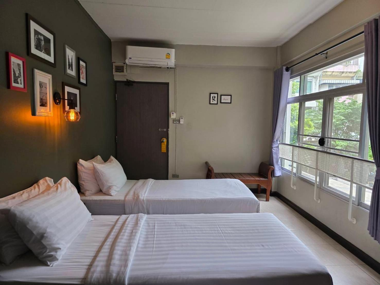 Bbhouse Rambuttri 2 Hotel Bangkok Exterior photo