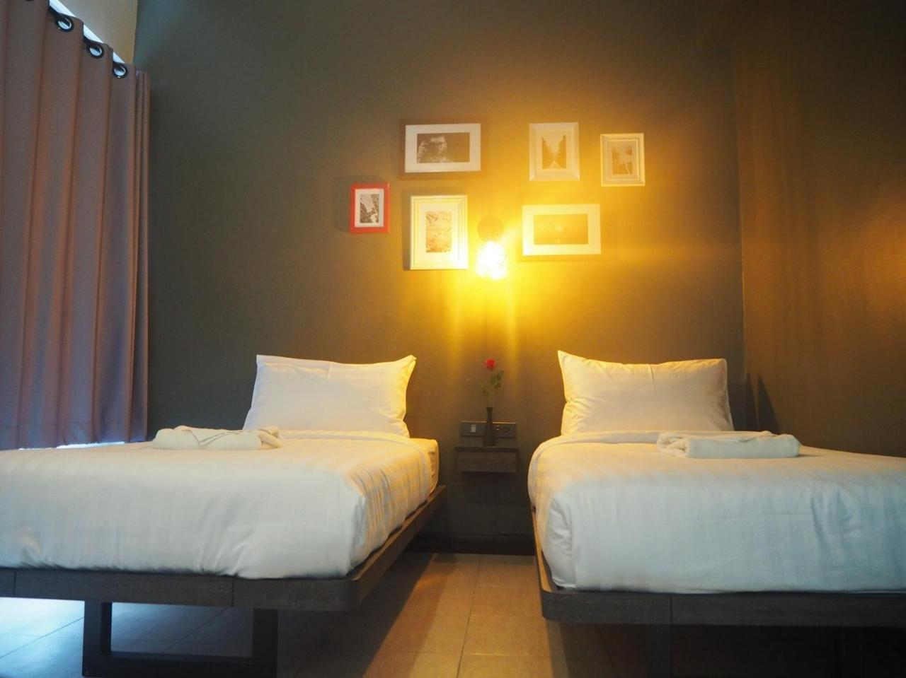 Bbhouse Rambuttri 2 Hotel Bangkok Exterior photo